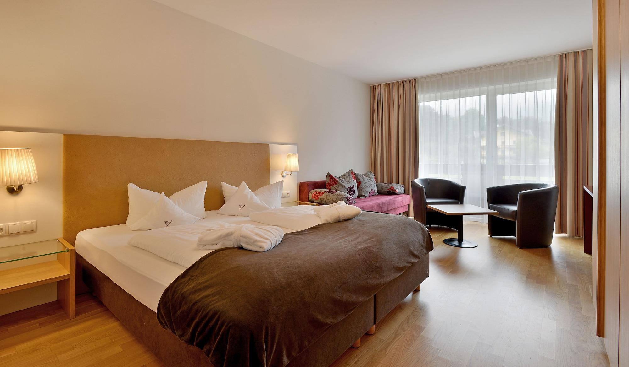 Malerhaus Hotel Fuegen