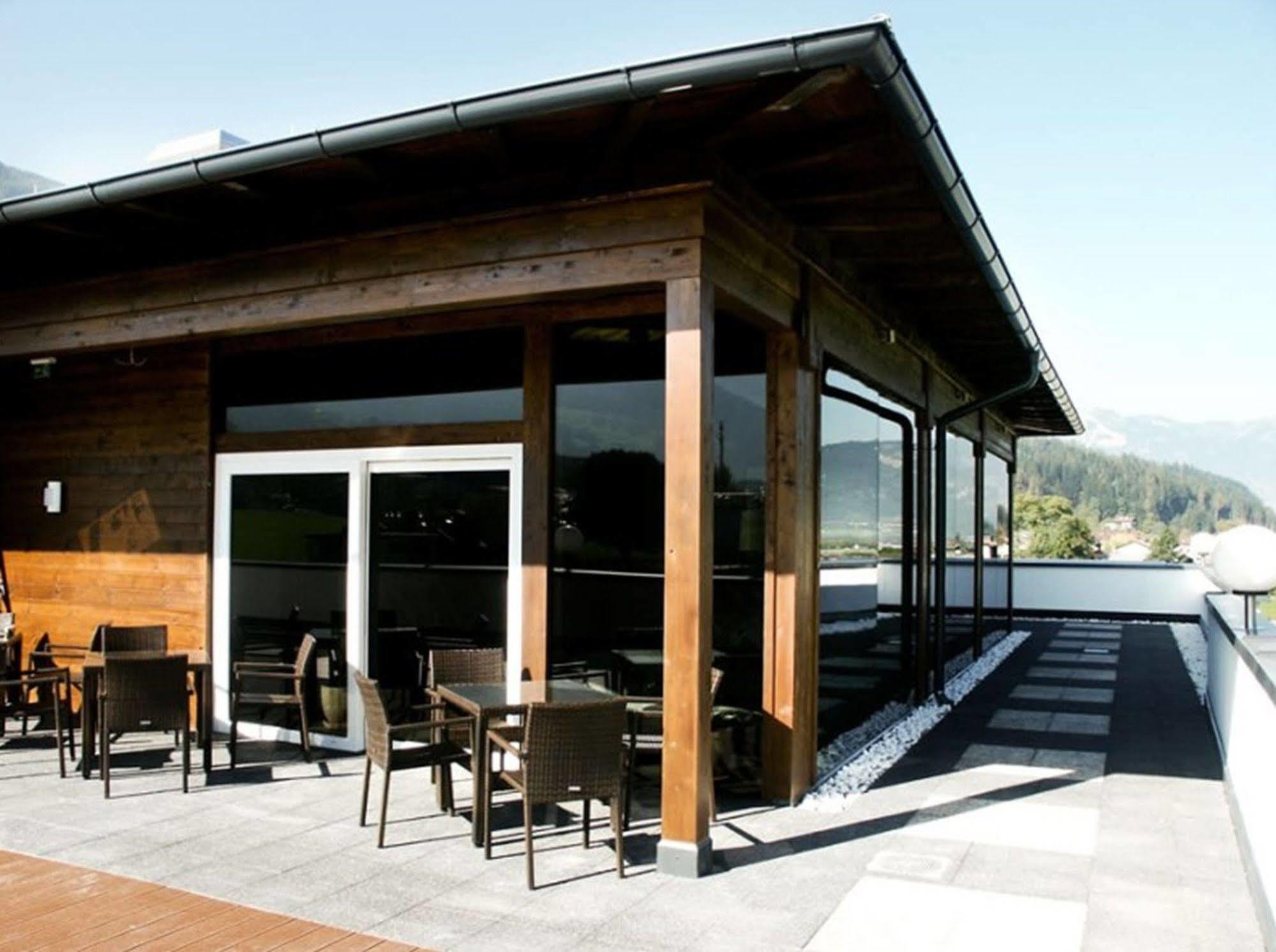Malerhaus Hotel Fuegen
